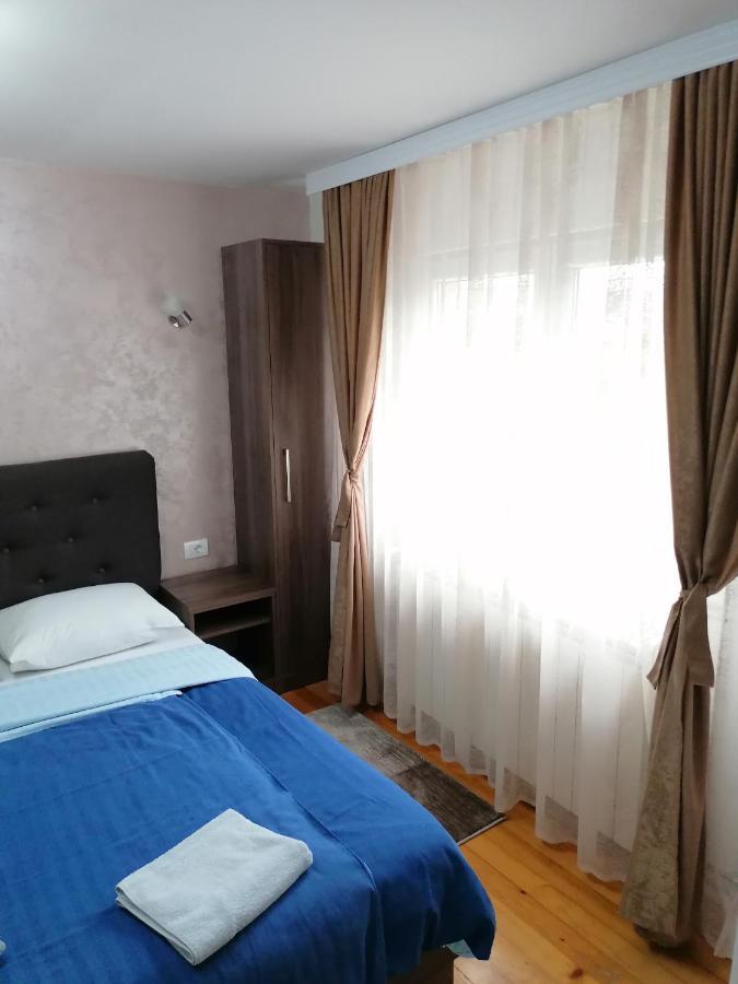 Prenociste Day Holiday Semendria Exterior foto